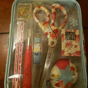 A Pioneer Woman product